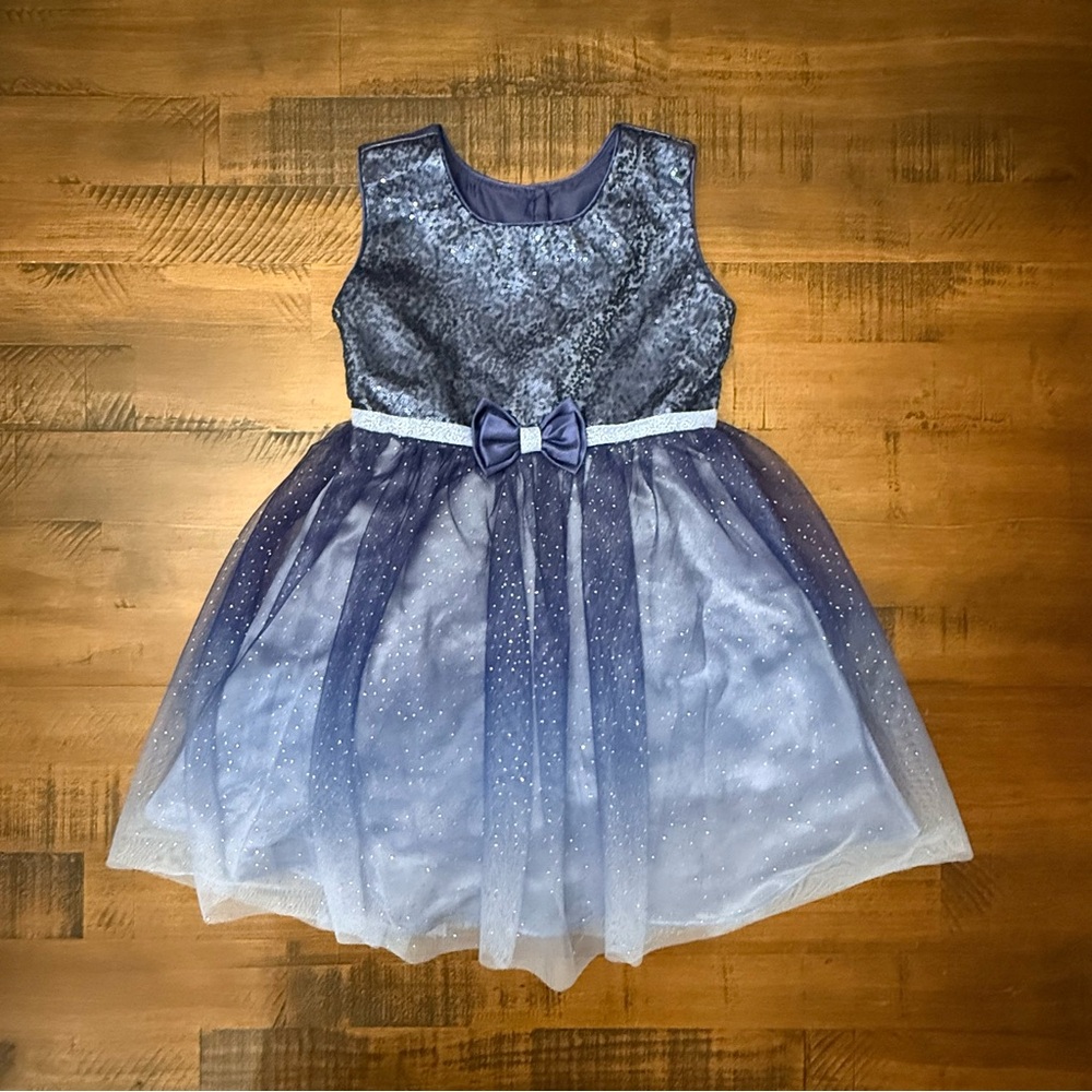 Jona Michelle girls dress Girls Dress Navy And Light Blue Ombré Sequins Size 4T